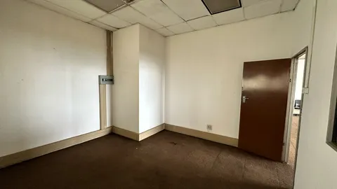 482m² - Warehouse, Krost Park (8)